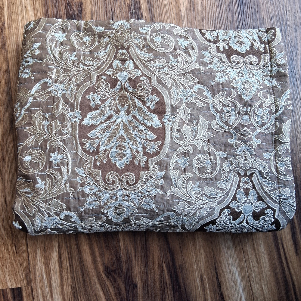 Elegant Brown and Cream Tapestry Curtains - Picture 2 of 2